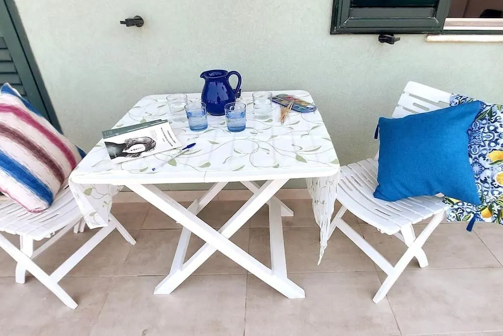 Holiday House Casa Vacanze Vento Di Mare Marzamemi 0*,